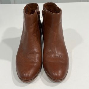 Clarks Women's Maypearl Tulsa Tan Ankle Bootie